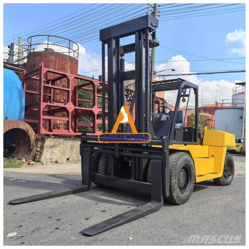 Komatsu FD150-7 Дизелови камиони