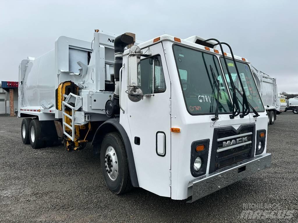 Mack LEU 633 Камиони за отпадъци