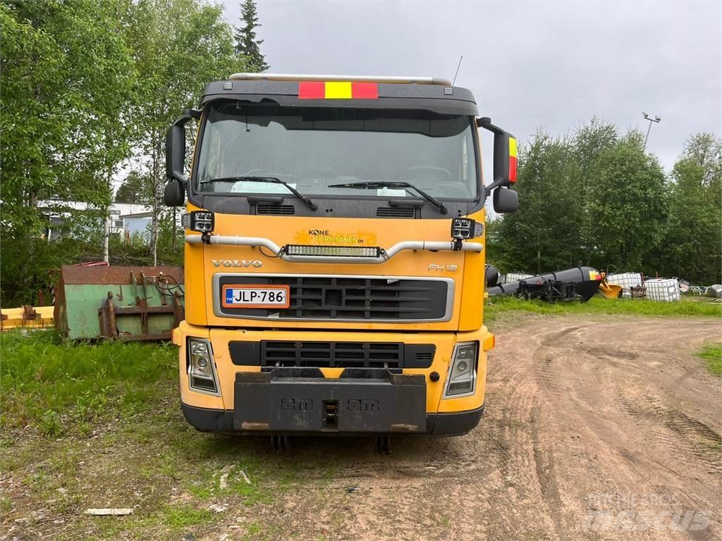 Volvo FH13460 Общински/универсални превозни средства
