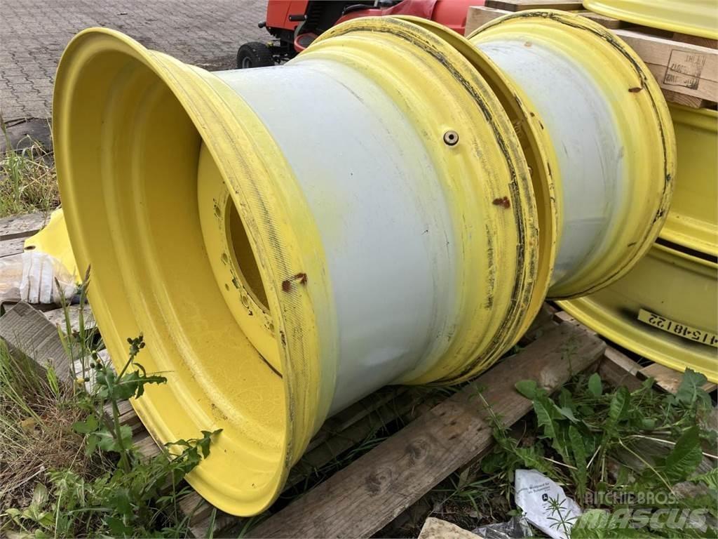 John Deere 20x30 Колелета/Гуми