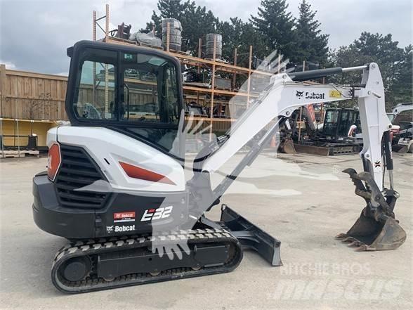 Bobcat E32i Мини екскаватори < 7 т