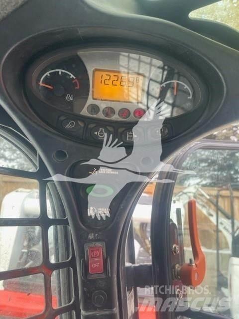 Bobcat S450 Мини товарачи
