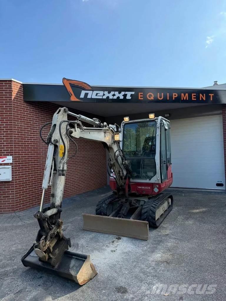 Takeuchi TB230 Верижен екскаватор
