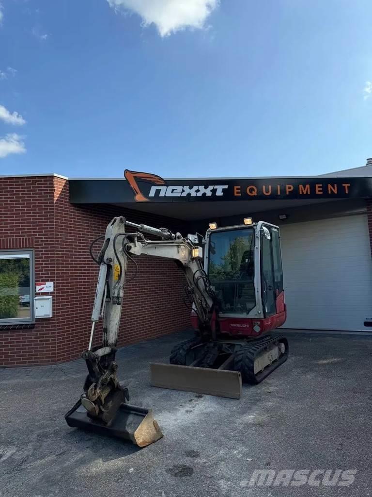 Takeuchi TB230 Верижен екскаватор