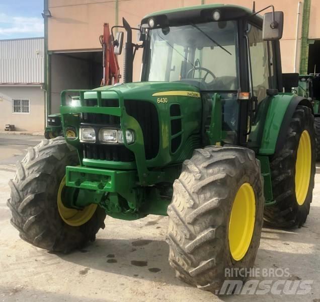 John Deere 6430 Трактори