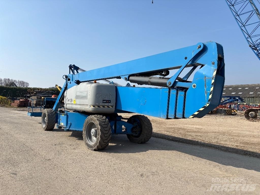Genie Z 135/70 Съчленени стрелови подемници