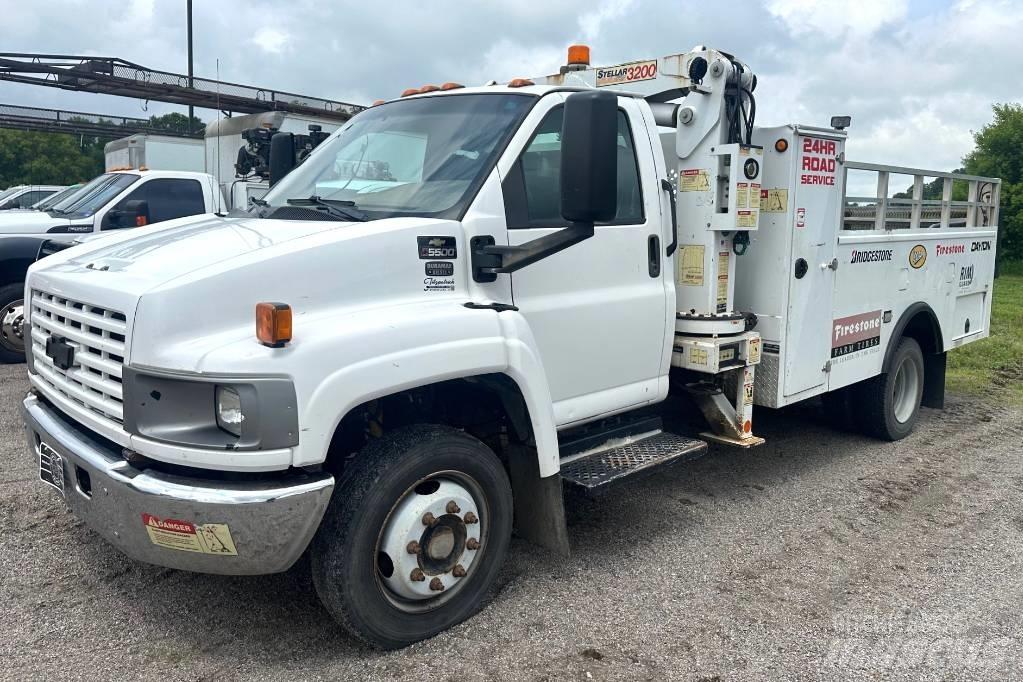 Chevrolet C5500 Верижни кранове
