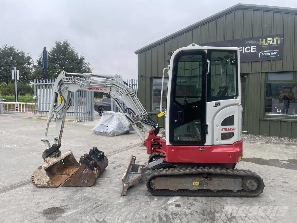 Takeuchi TB 325 R Мини екскаватори < 7 т