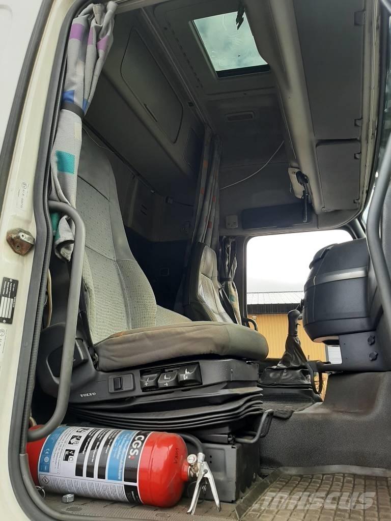 Volvo FH 12 Брезентови камиони
