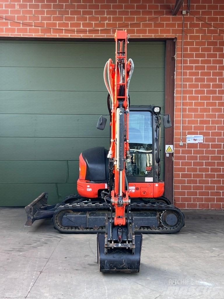 Kubota KX057 Мини екскаватори < 7 т