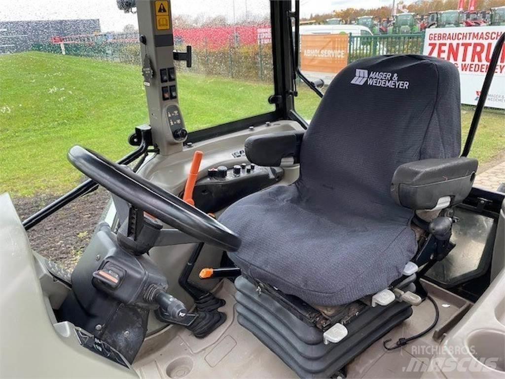Case IH JX 1090U Трактори