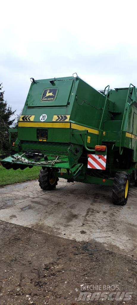 John Deere 2056HM Комбайни