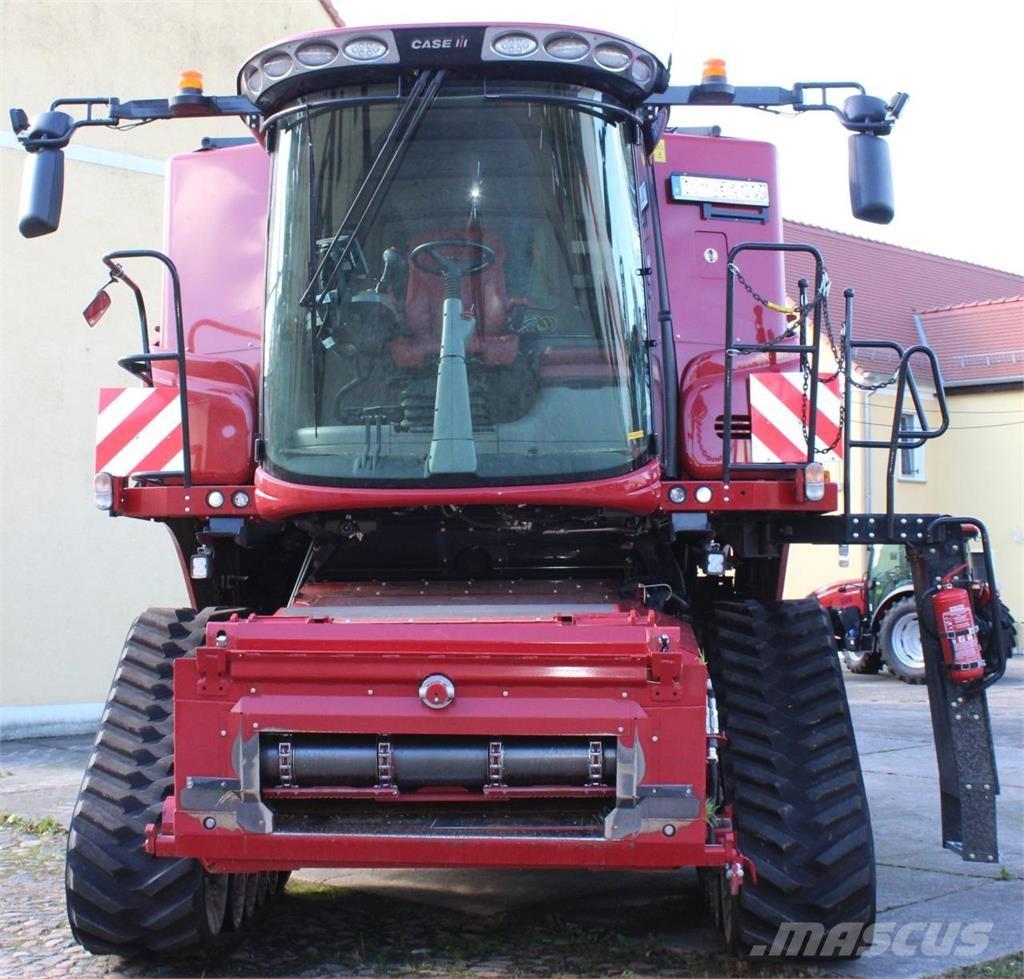 Case IH AF 8250 Комбайни