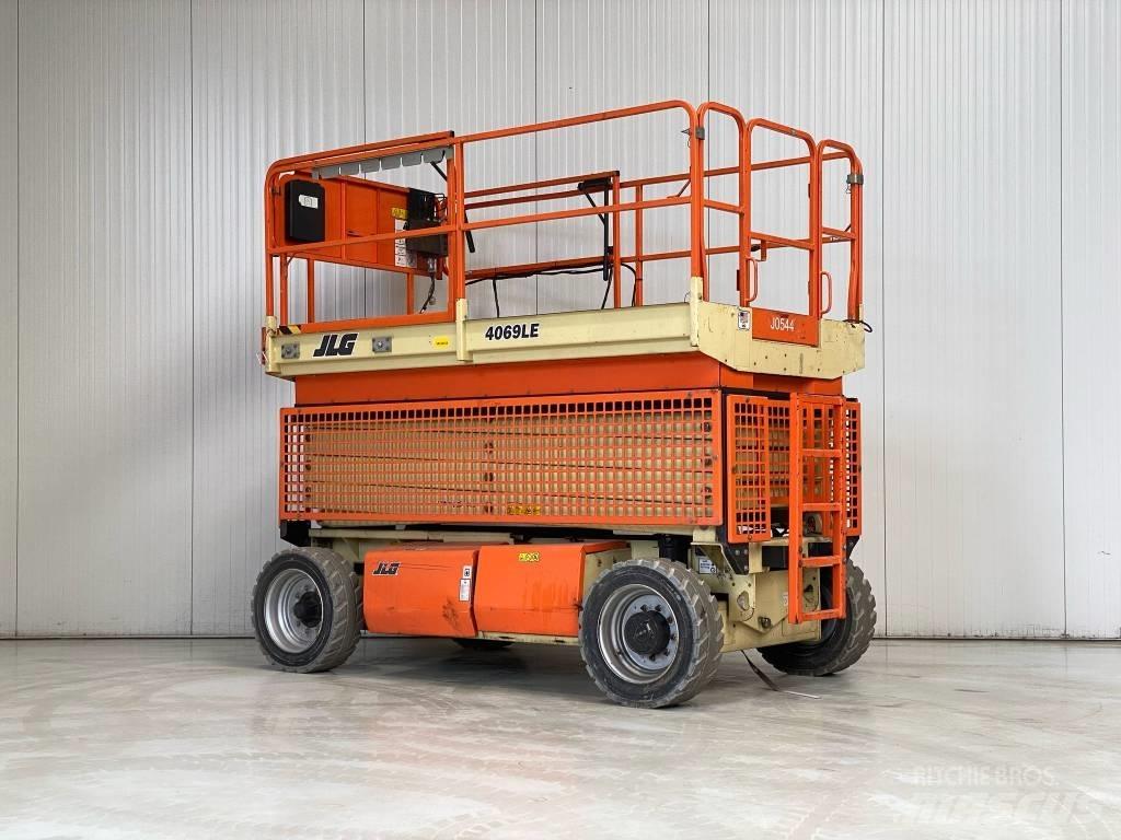 JLG 4069 LE Ножични работни платформи