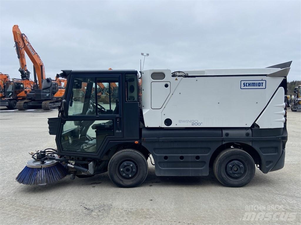 Schmidt Swingo 200 Автоматични метачки с четки