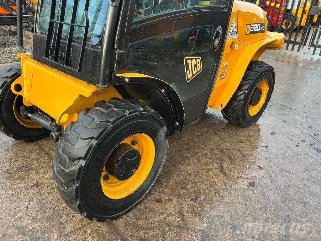 JCB 520-40 Телескопични товарачи