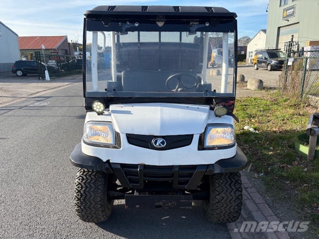 Kubota rtv900 Трактори
