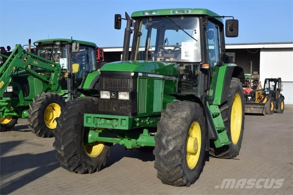 John Deere 6510 Трактори