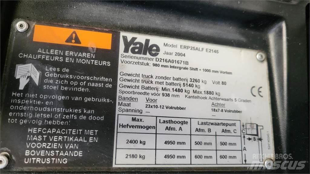 Yale ERP25ALF Електрически вилични кари-повдигачи