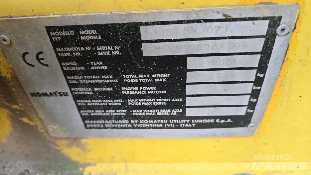 Komatsu SK07J Мини товарачи