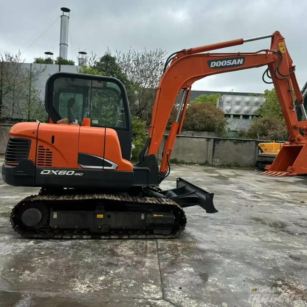 Doosan DX 60-9 C Мини екскаватори < 7 т