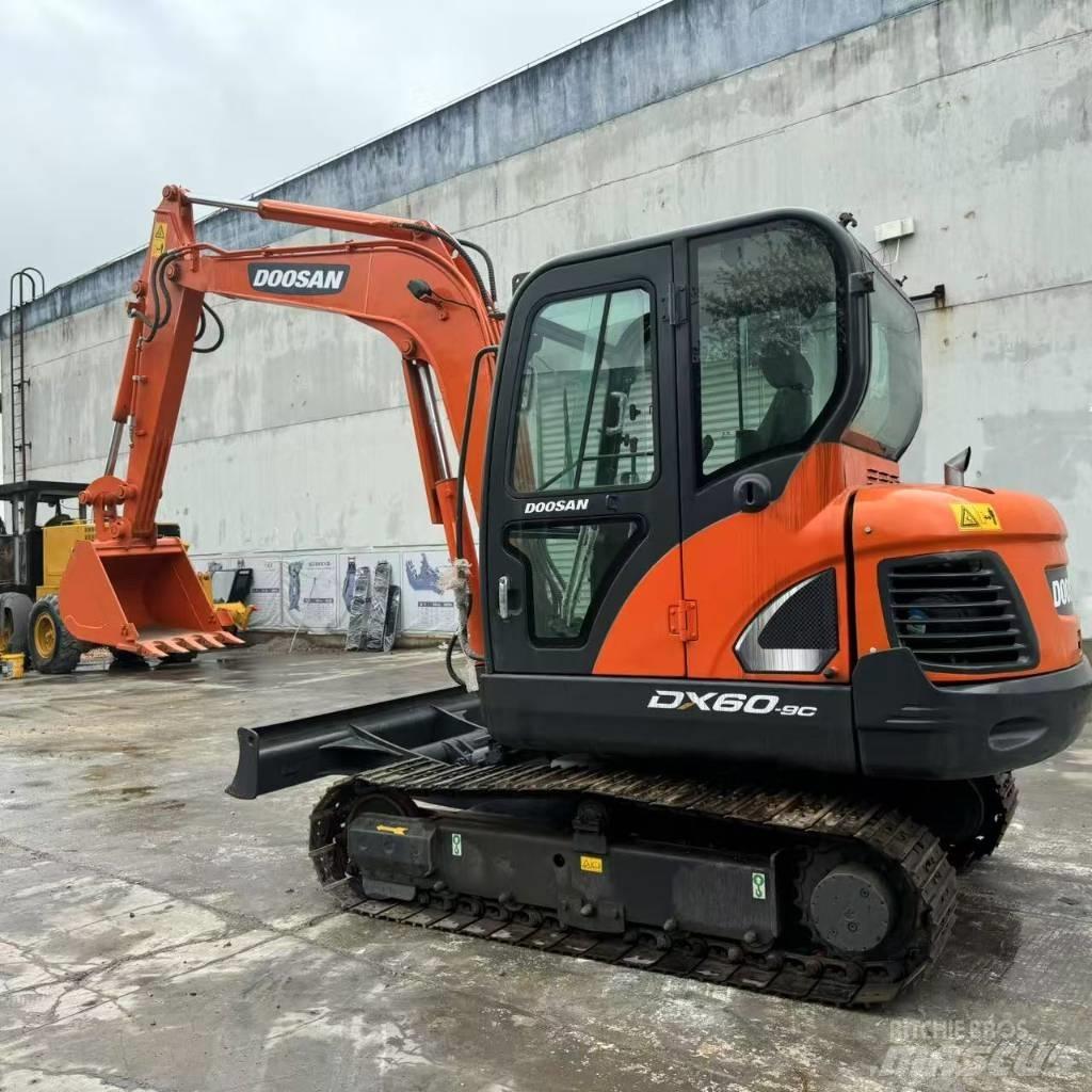 Doosan DX 60-9 C Мини екскаватори < 7 т