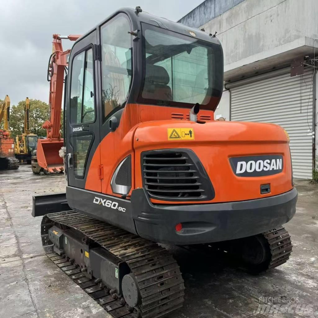 Doosan DX 60-9 C Мини екскаватори < 7 т