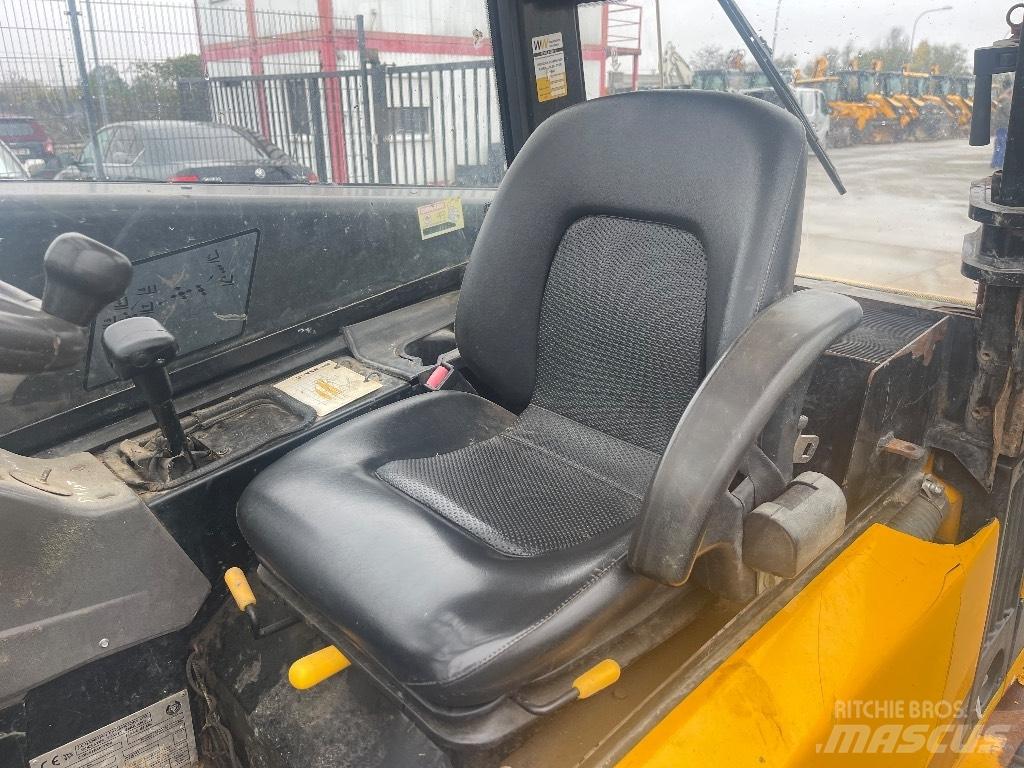 JCB TLT 30 D 4x4 !! Телескопични товарачи