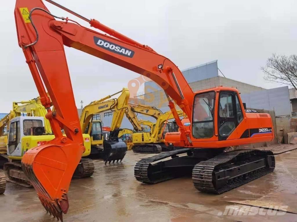 Doosan DX 225 LCA Верижен екскаватор
