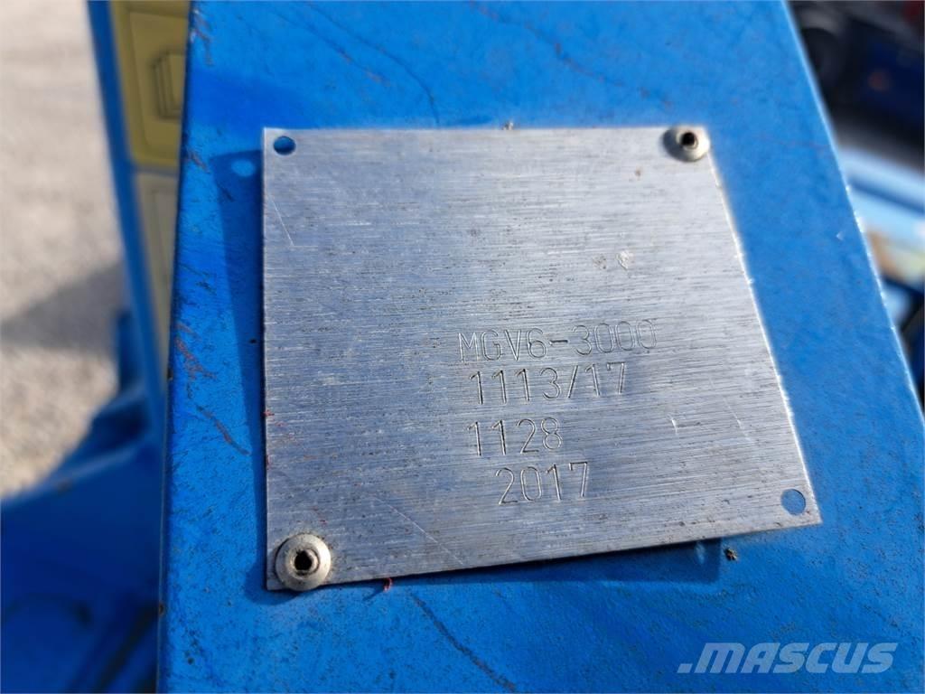 Mandam MGV6 3000 Гребла и сенообръщачки
