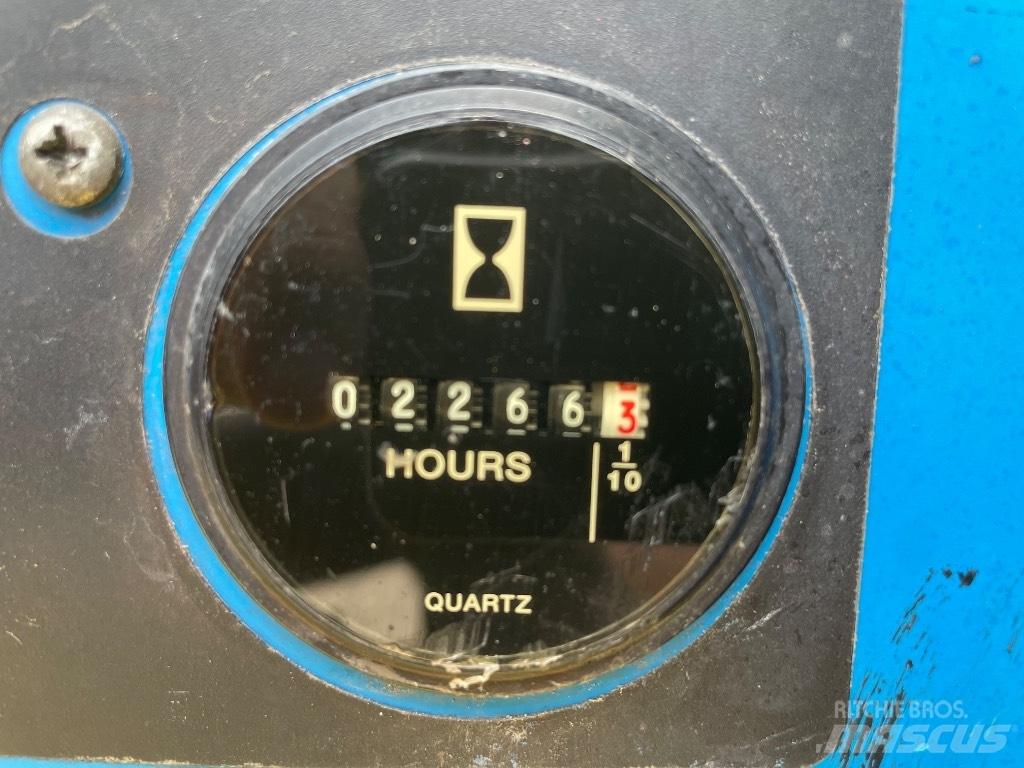 Genie GS 3384 RT Ножични работни платформи