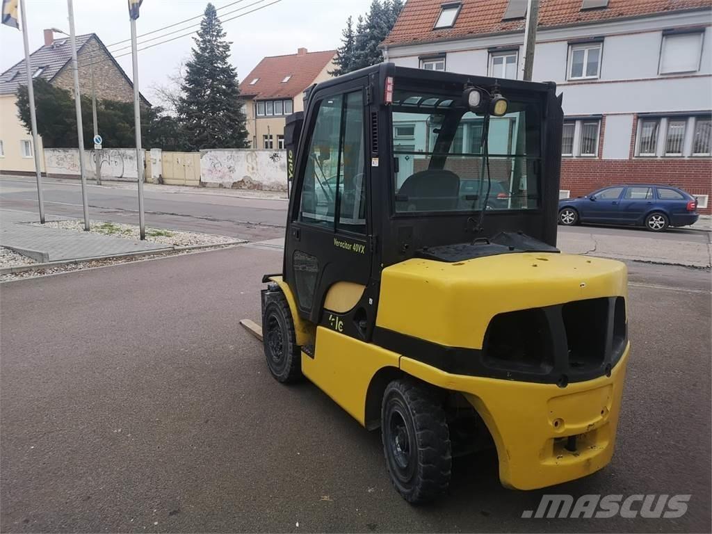Yale GDP40VX5-B Дизелови камиони