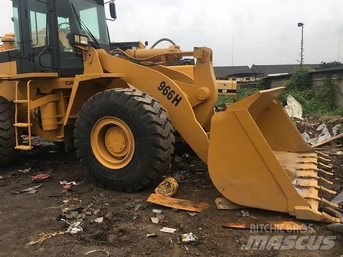 CAT 966H Колесни товарачи