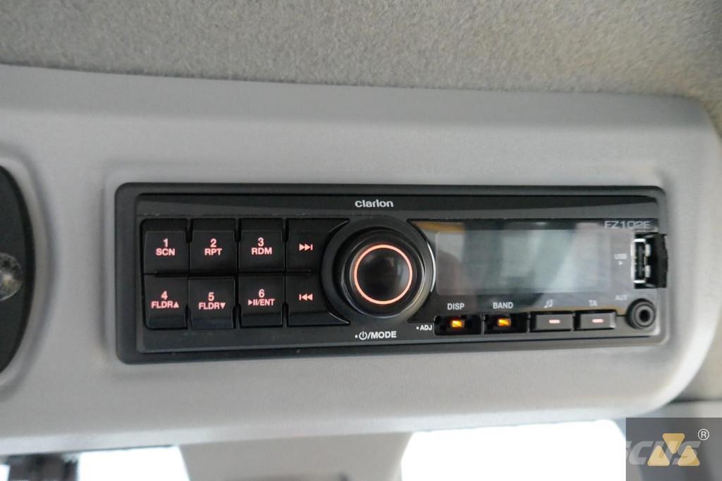 CAT 930M Колесни товарачи