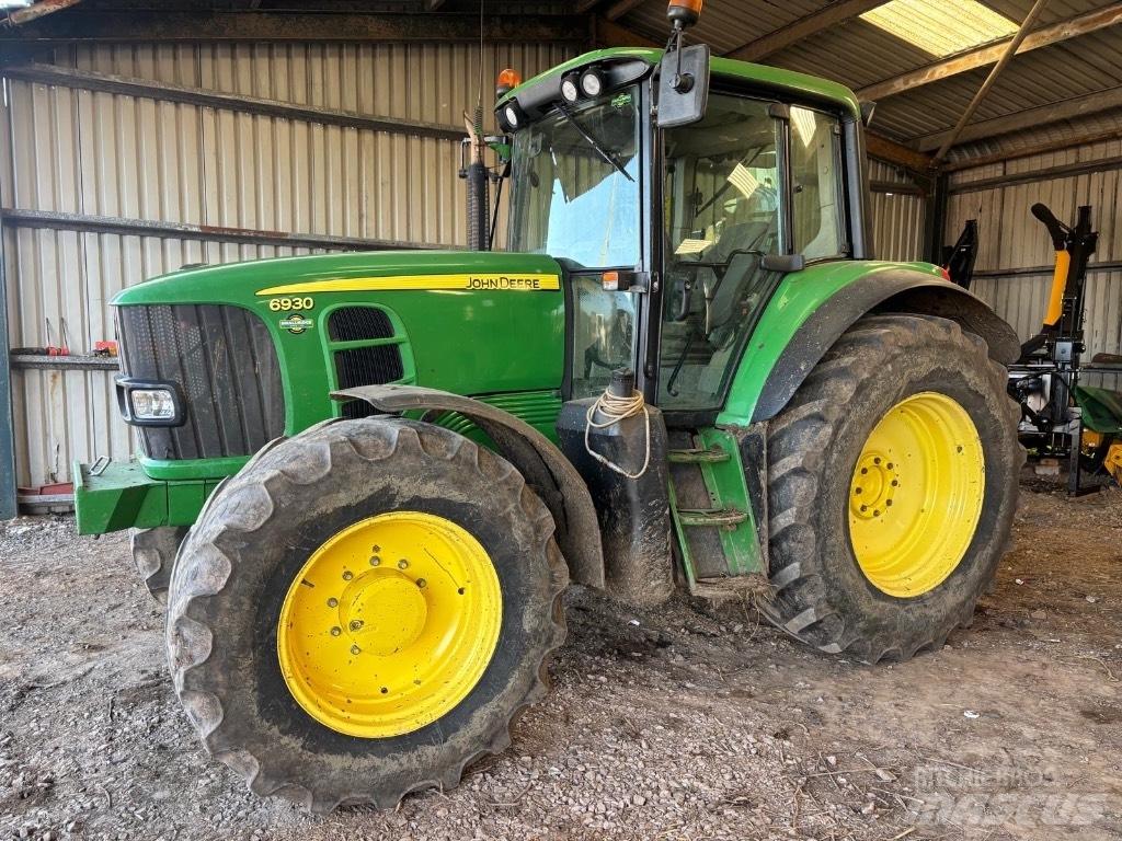 John Deere 6930 Трактори