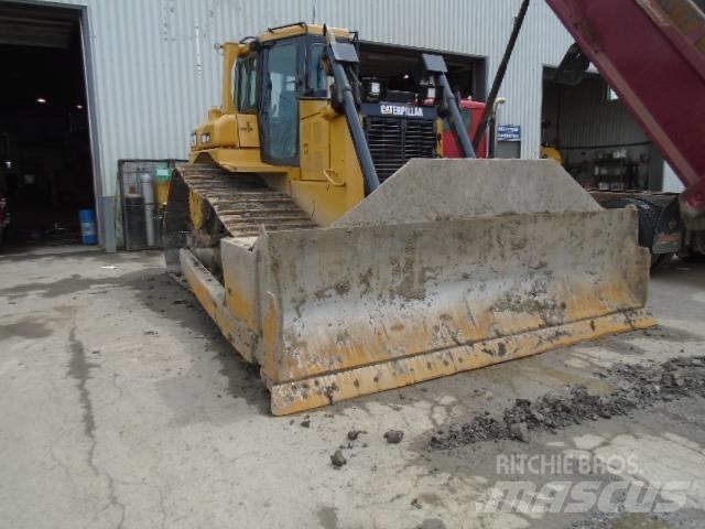 CAT D 6 R LGP Верижни булдозери
