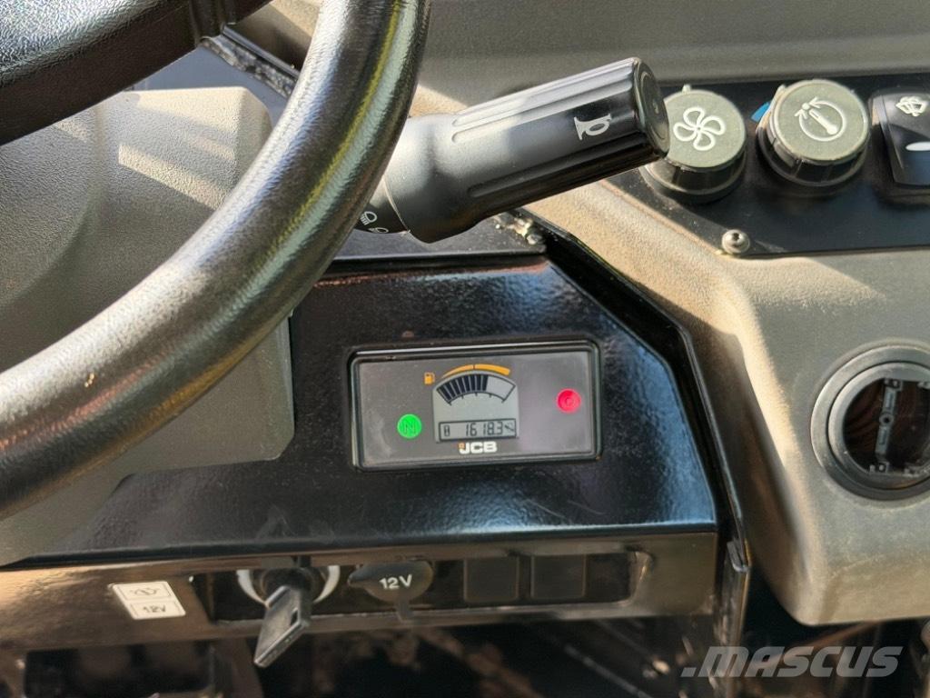 JCB 6 ST Странични самосвали