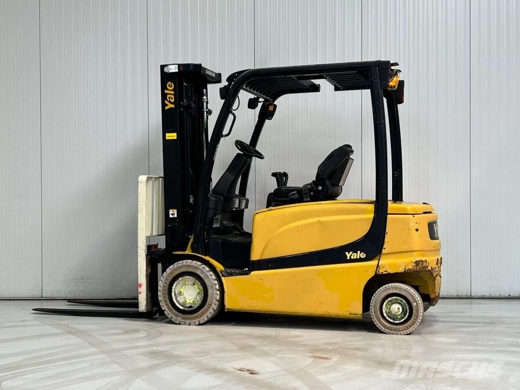 Yale ERP30VL Електрически вилични кари-повдигачи