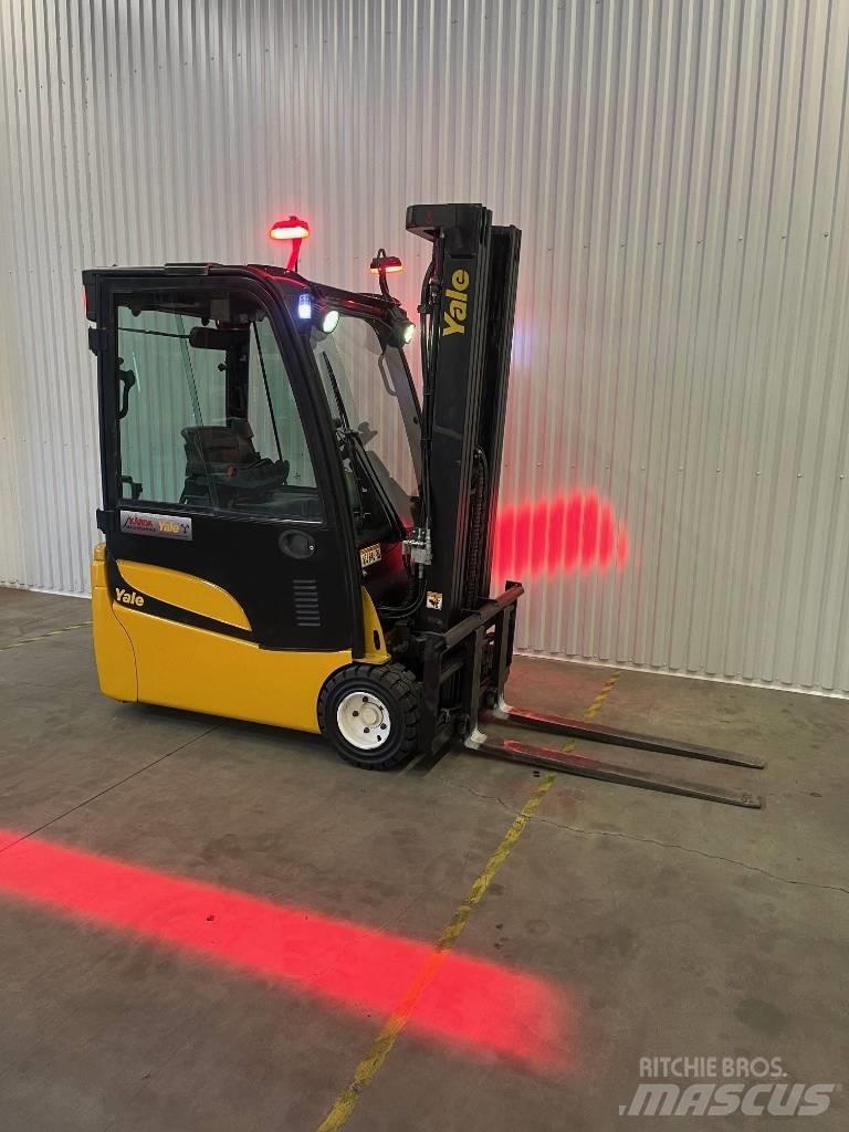 Yale ERP16VT Електрически вилични кари-повдигачи