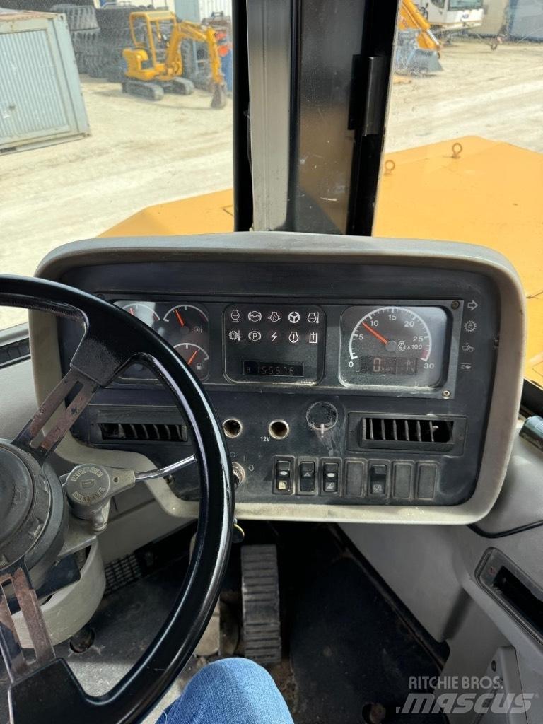 CAT 631 G Скрепери
