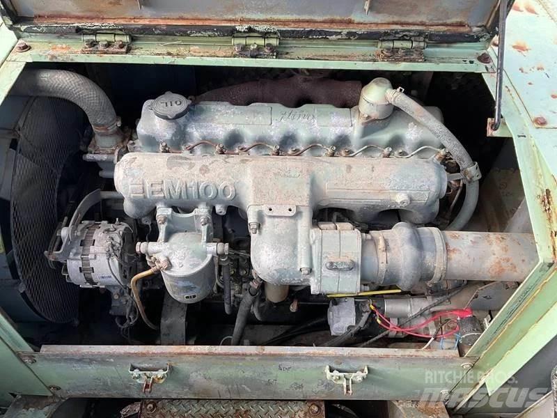Hitachi KH125-3 Верижни кранове
