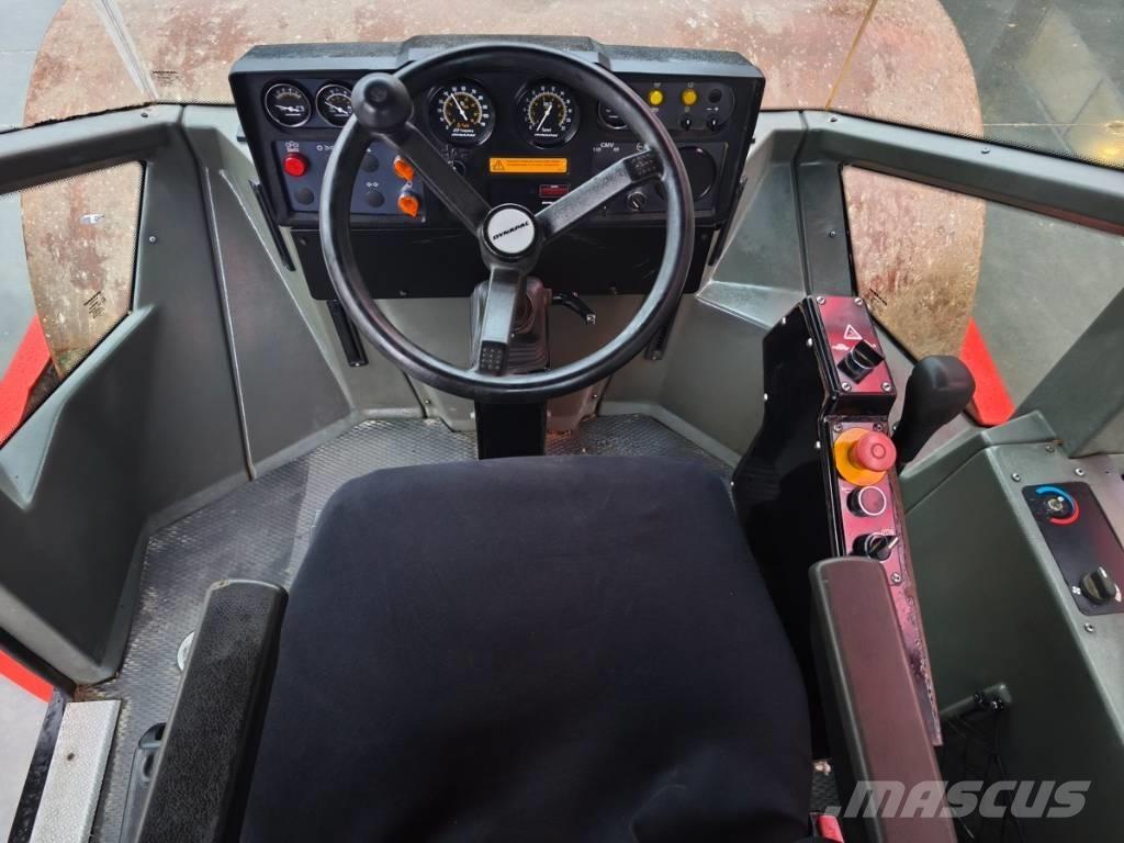 Dynapac CA 302 D Еднобарабанни ролки
