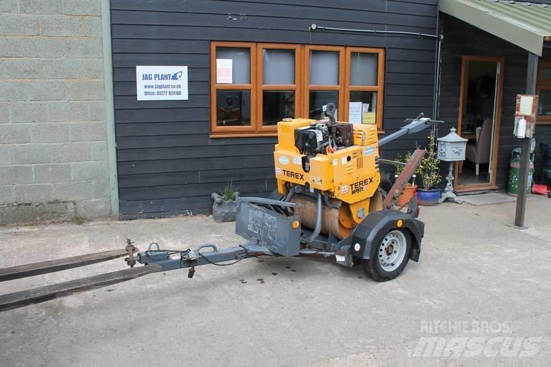 Terex MBR 71 Еднобарабанни ролки
