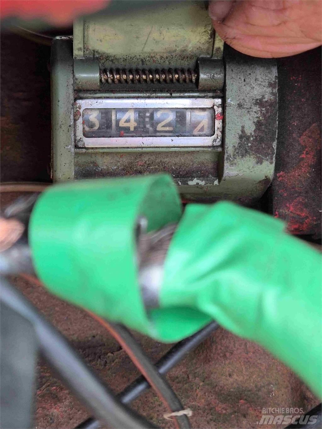 Valmet 361D Трактори