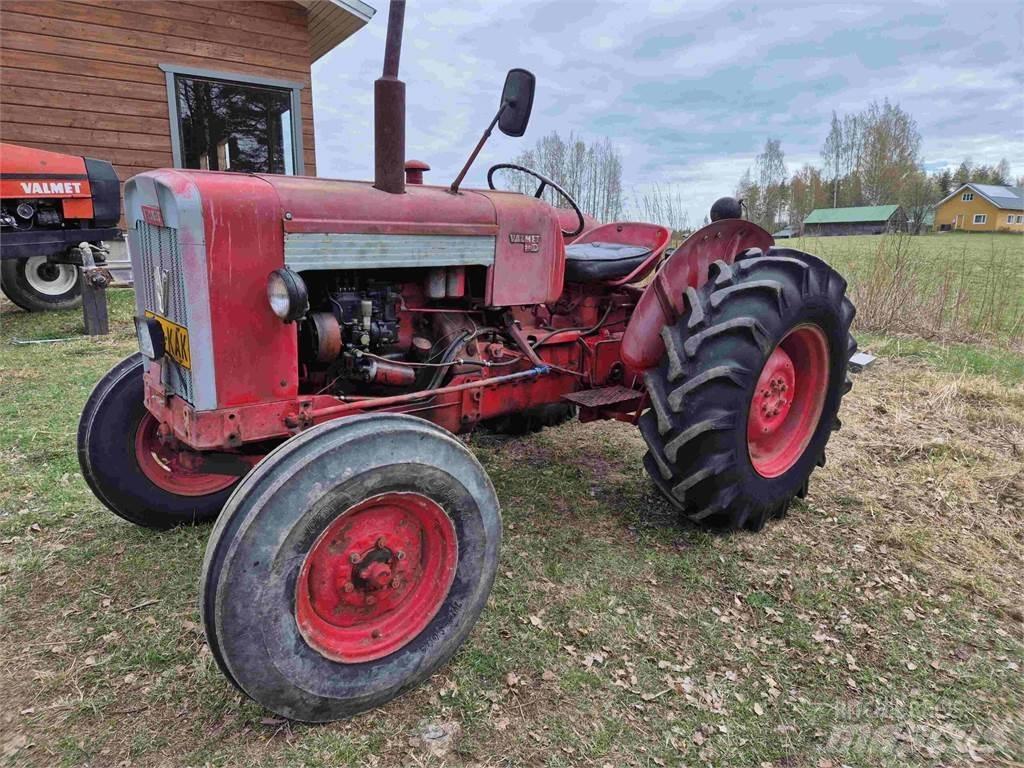 Valmet 361D Трактори