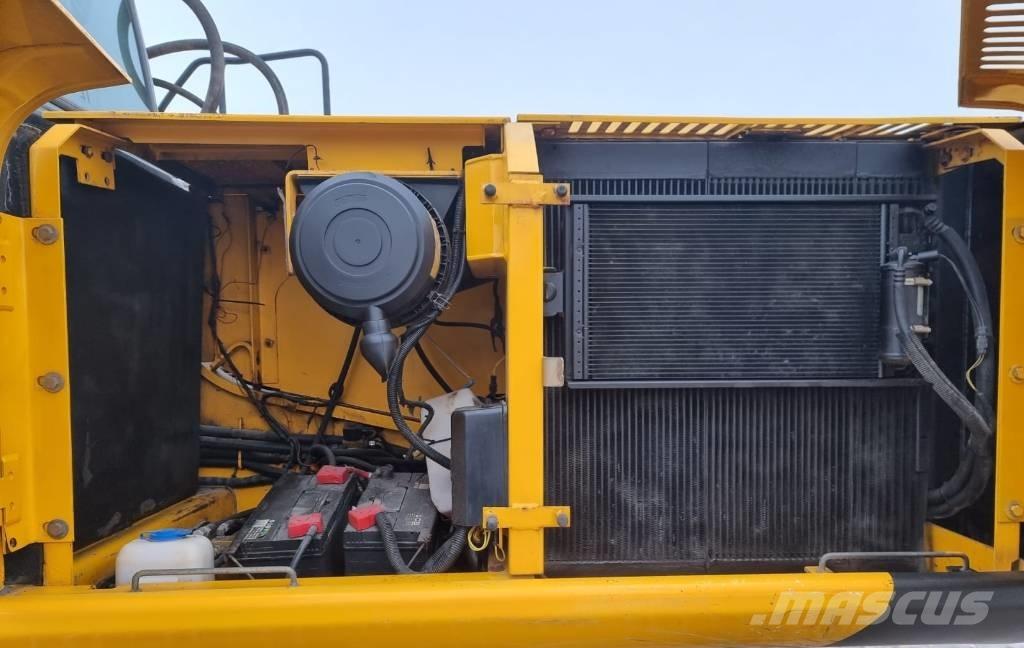JCB JS 220 LC Верижен екскаватор