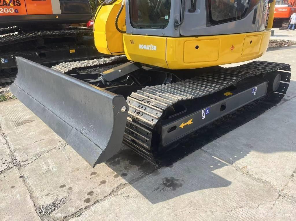 Komatsu PC78 Верижен екскаватор