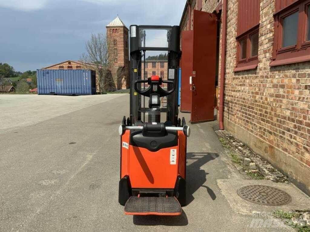 BT SPE 120 L Колички високоповдигачи с теглич