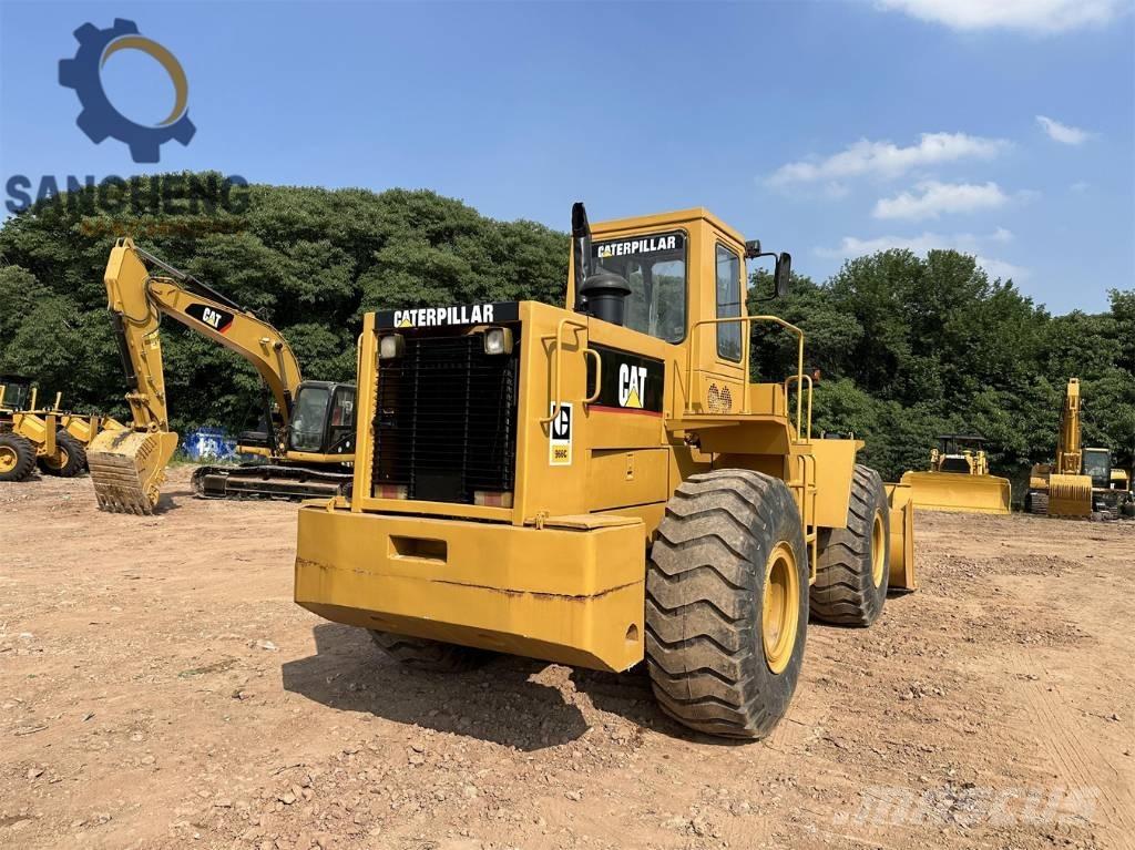 CAT 966C Колесни товарачи