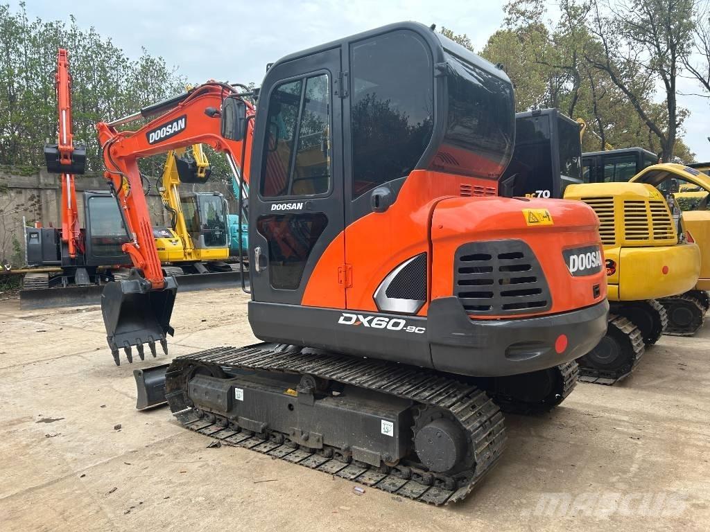 Doosan DX 60-9 C Верижен екскаватор